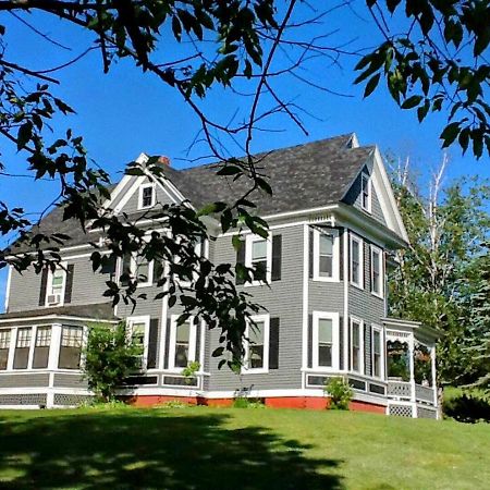 Private 2 Bedrooms And 1 Bathroom In Grand Victorian Home In The Heart Of The Whiite Mountains! Great Host Whitefield Eksteriør billede