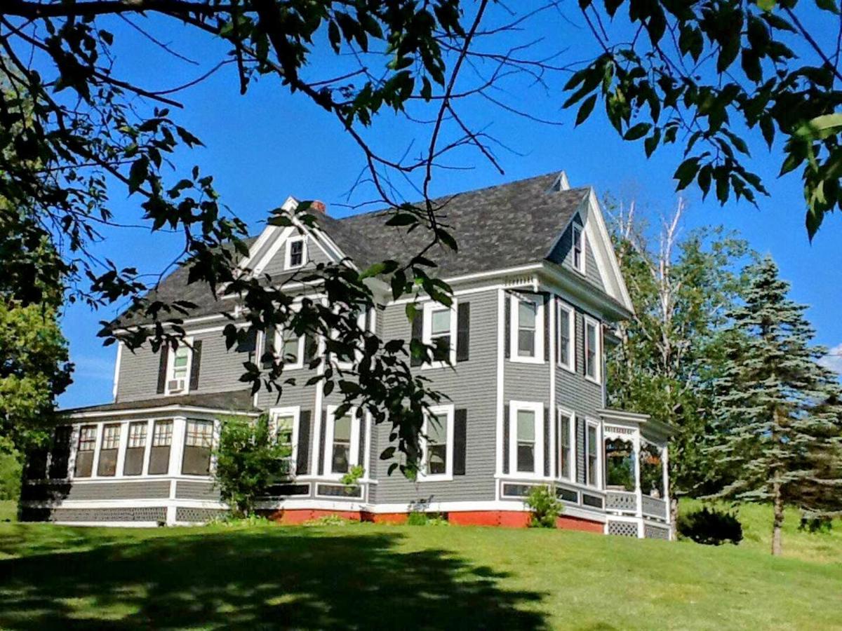 Private 2 Bedrooms And 1 Bathroom In Grand Victorian Home In The Heart Of The Whiite Mountains! Great Host Whitefield Eksteriør billede